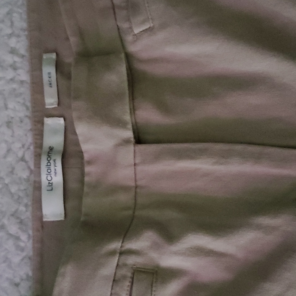 Liz Claiborne New York khakis type Jackie size 8P
